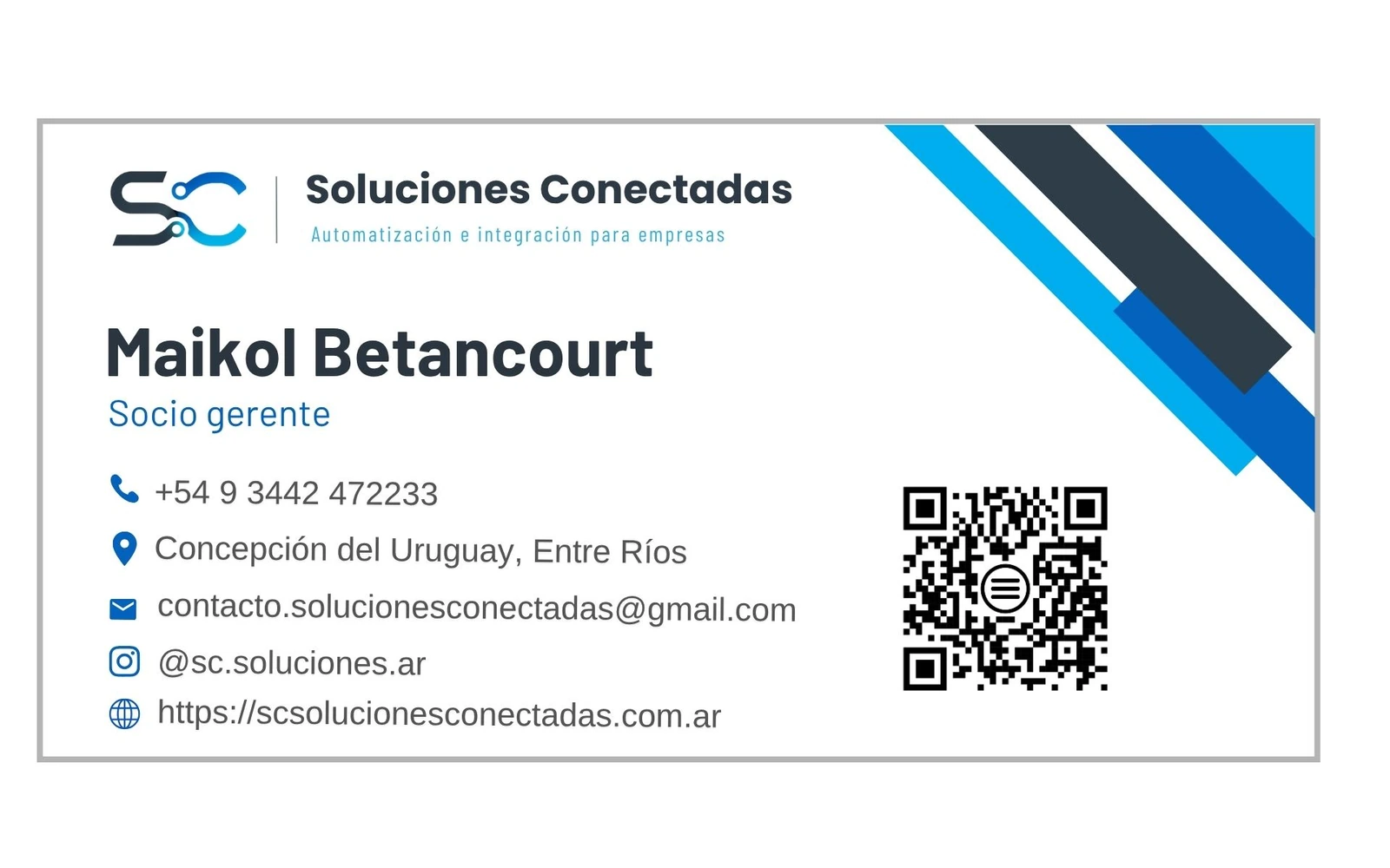 Tarjeta personal de dirección con datos de contacto y código QR